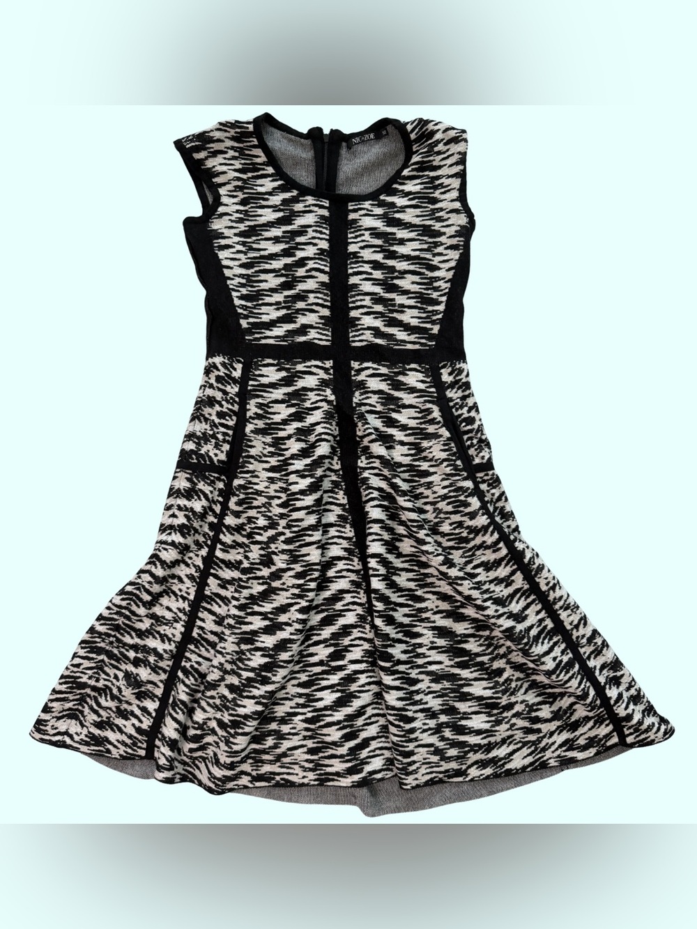 NIC+ZOE Black and White Textured Fit-and-Flare Dress